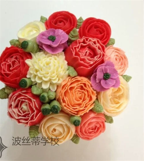煙臺波斯蒂糕點培訓學校韓式裱花班開班啦！趕快來圍觀！