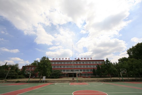 中國洛陽一拖技師學院有哪些熱門專業？